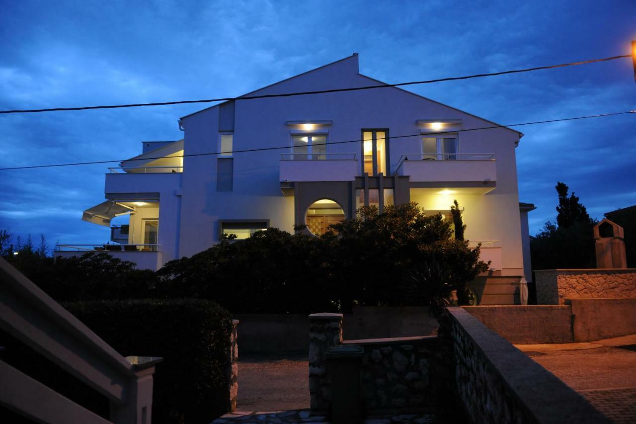 Rooms Villa Ropus 诺瓦利娅 外观 照片